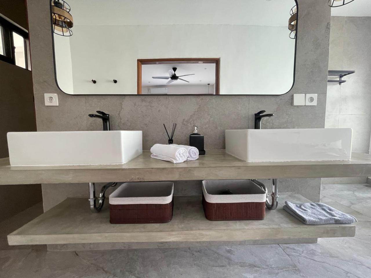 New Mila, Bingin Villa Uluwatu (Bali)